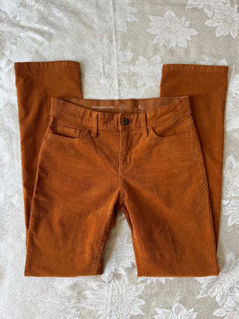St. John's Bay Rust-Orange Corduroy Straight Leg Mid-rise Pants Size 2